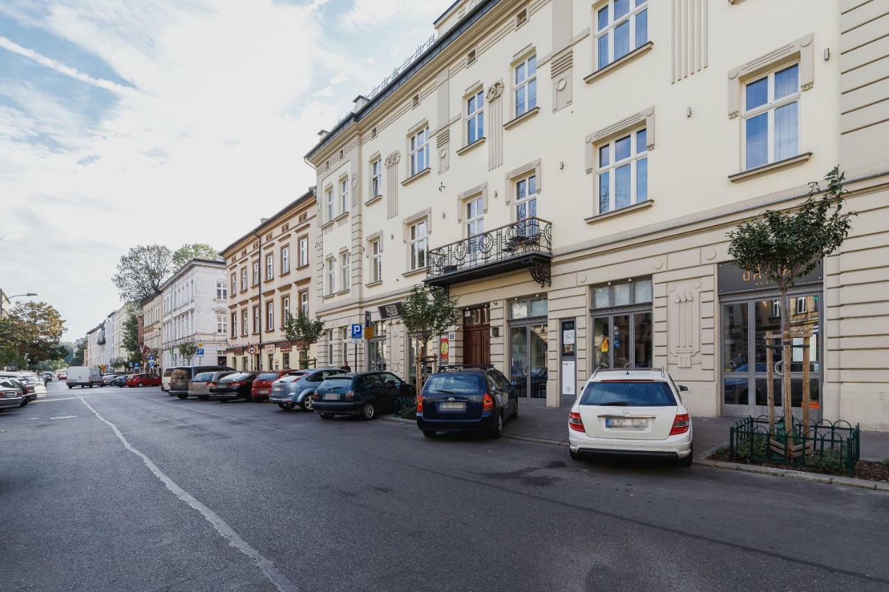 Apartments Cracow Miodowa By Renters คราคูฟ ภายนอก รูปภาพ